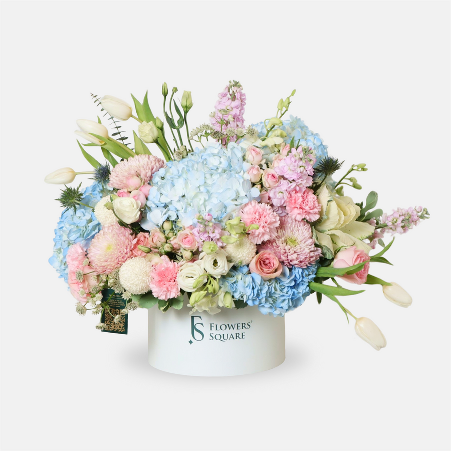 Floral Elegance in a Box(45cmx45cm)