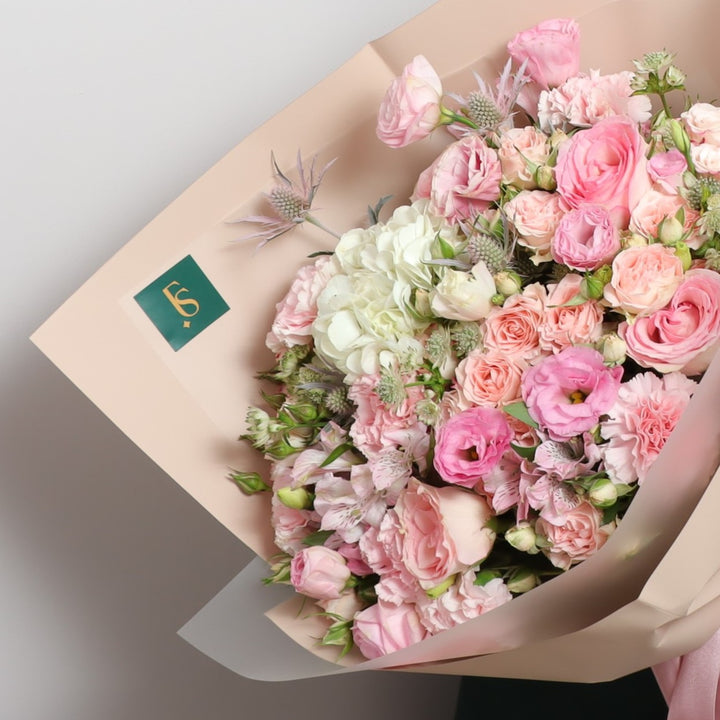 pink roses free delivery
