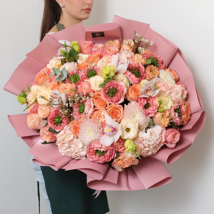 Roses, Hydrangea, Cymbidium Delivered Free in Dubai