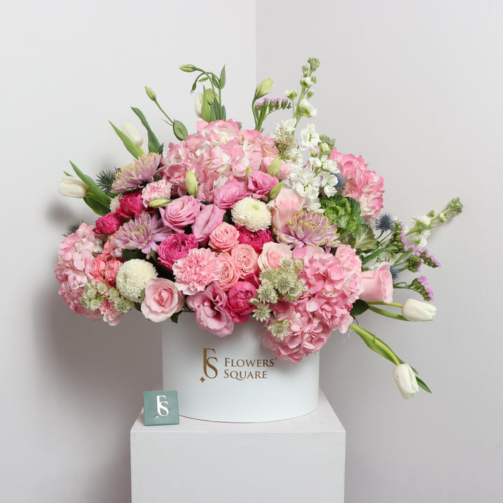 Pink Flower Box Delivery in Dubai