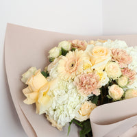 Beige Flower Bouquet(60cmx50cm)