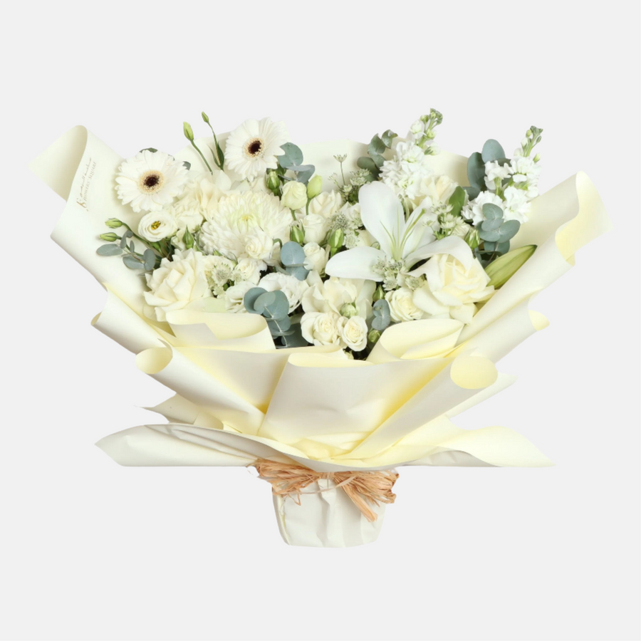 White Flowers Plush Bouquet (55cmx60cm)