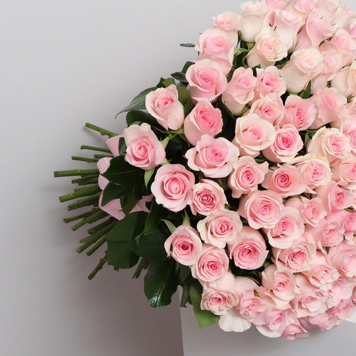 100 Light Pink Rose Bouquet Buy online
