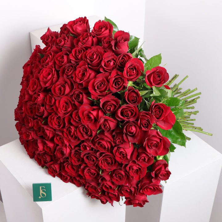 100 Red Roses Valentines Bouquet Dubai
