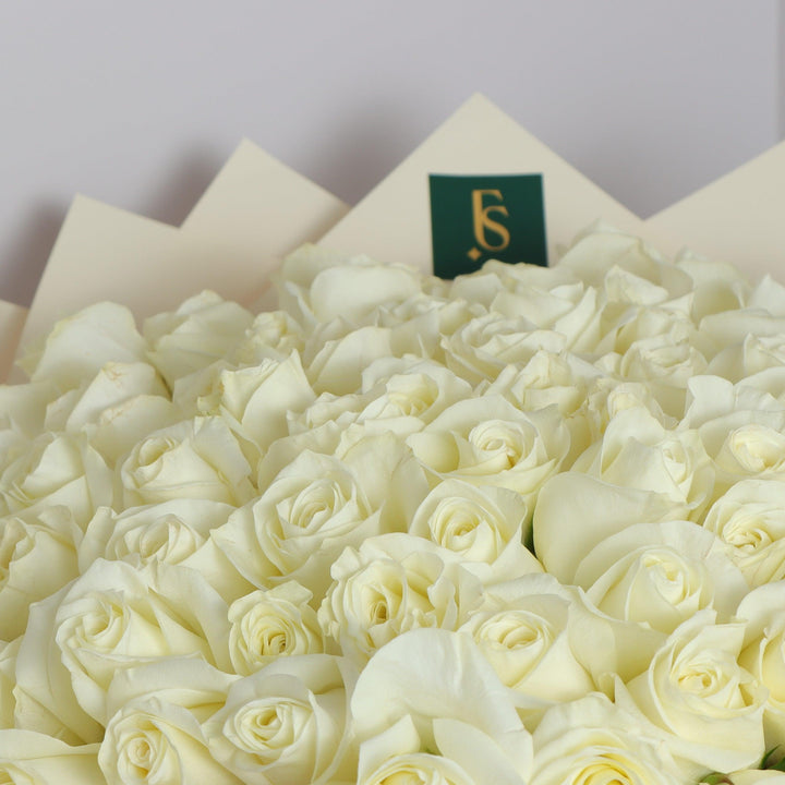 white roses bouquet delivery