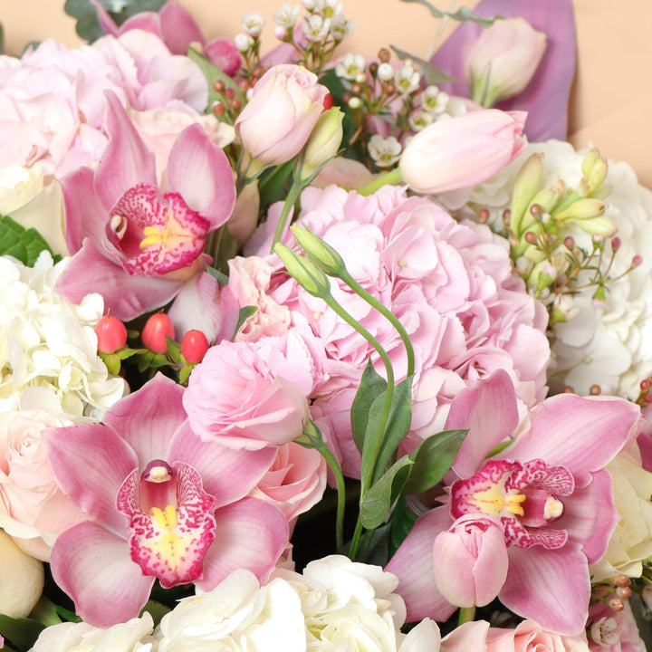 Charisma Flower Bouquet in FS Shop