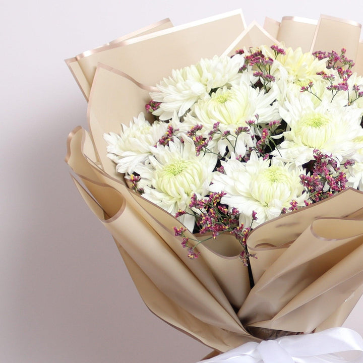 Chrysanthemum Bouquet and Assorted Baklava Buy Online