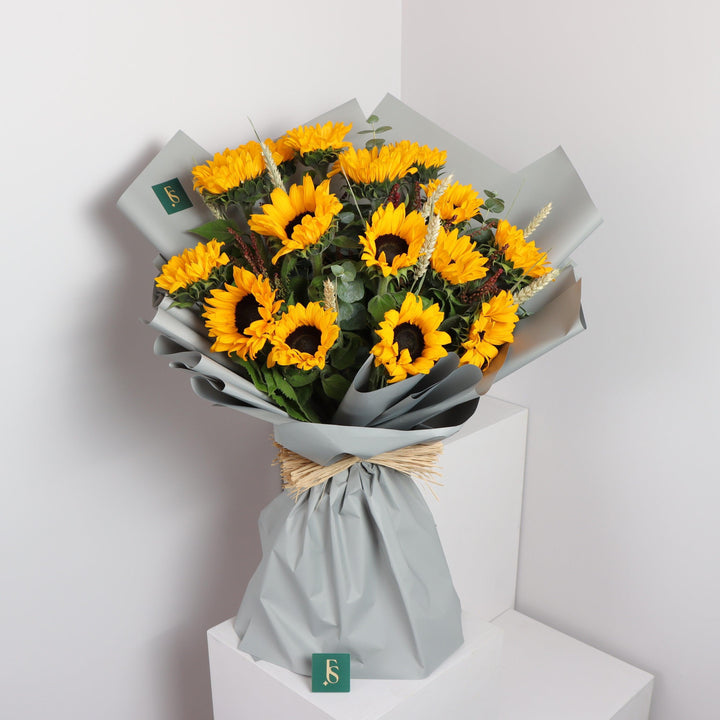 grand sunflower bouquet price 