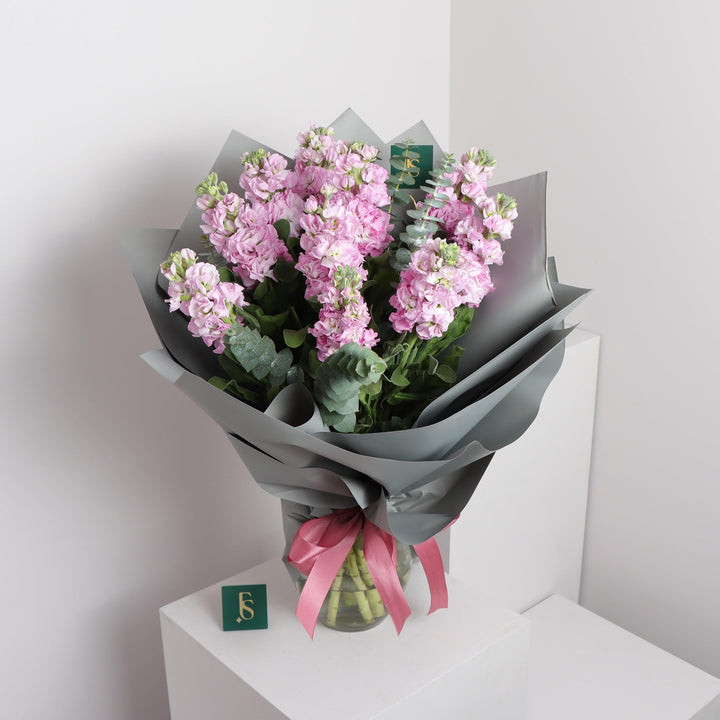 pink matthiola bouquet delivery