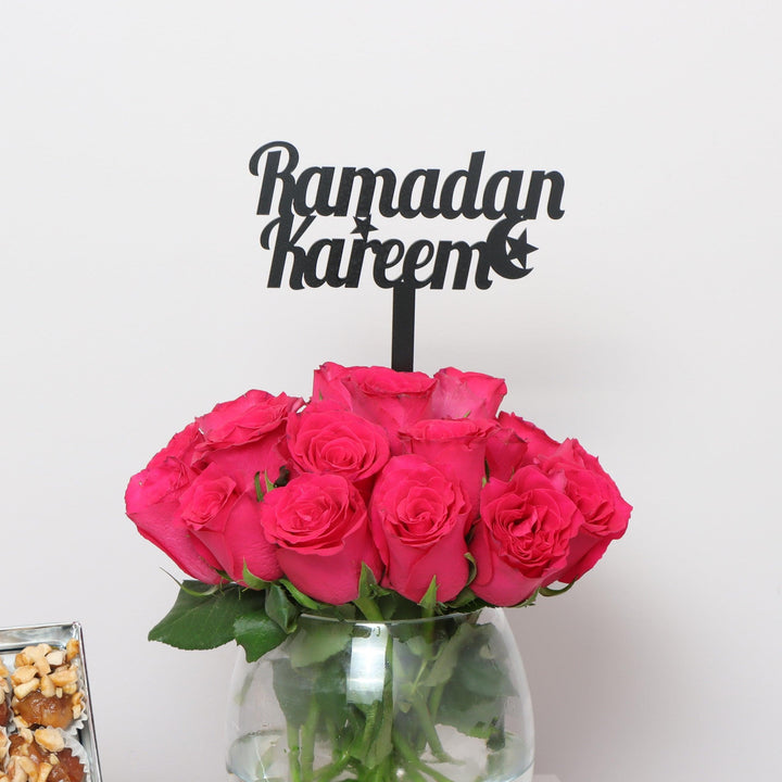 Pink Rose Vase and Nutted Dates 0.5 Kg Buy online