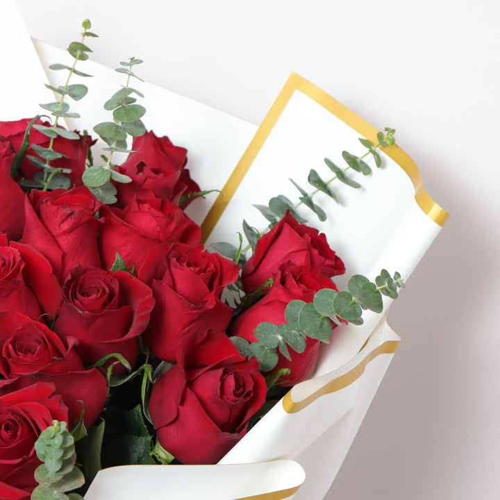  Red valentine bouquet dubai price